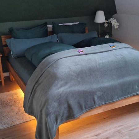 אאוריך Ferienwohnung Storchennuest מראה חיצוני תמונה